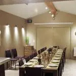 Photo d'une salle de repas pour 20 personnes dans la Drôme