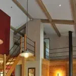Photographie d'une mezzanine design dans un hébergement touristique à Mirabel et Blacons