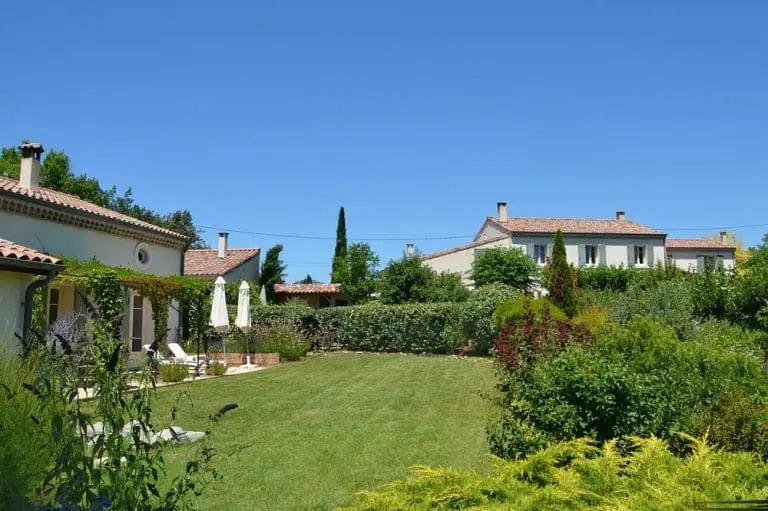 Photographie d'un domaine touristique dans la Drôme
